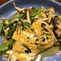 イヌチン's cooksnap of when they made ■オクラとえのきの卵とじ■.