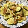 楽しく料理♪'s cooksnap of when they made ズッキーニと豚肉のオイマヨ炒め！.