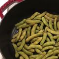 クック日和's cooksnap of when they made 枝豆★STAUBで蒸焼き.