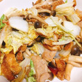 まゆ＊。's cooksnap of when they made 白菜とシメジの醤油でサッと炒め.