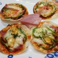 プラハの街並み's cooksnap of when they made 餃子の皮アレンジ！フライパンで簡単ピザ♬.