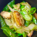 モショ's cooksnap of when they made 簡単！万願寺とうがらしとナゲットの炒め物.