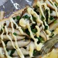 ハチ8コロ8's cooksnap of when they made ネギ塩キノコのクリームチーズトースト.
