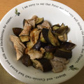 うさこママ★'s cooksnap of when they made 残った焼肉のたれを加えナスと豚肉味噌炒め.