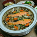 クック4O5T86☆'s cooksnap of when they made キノコと鮭の焦がしバター醤油炊き込みご飯.