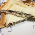 Naaaai's cooksnap of when they made あんことチーズのハーモニー♪ホットサンド.