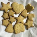☆ともよレシピ☆'s cooksnap of when they made すりおろしニンジン入り♡型抜きクッキー.