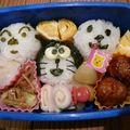 さち３２８４'s cooksnap of when they made *ドラえもんおにぎり*キャラ弁*.