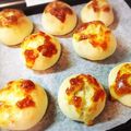 aaikoo's cooksnap of when they made オニオンベーコンチーズマヨパン.
