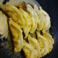 クック6NU7TW☆'s cooksnap of when they made テフロンの剥がれたフライパンで焼く餃子！.