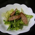 labi's cooksnap of when they made たっぷりレタスとソーセージのにんにく炒め.