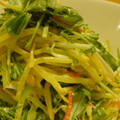 guemi's cooksnap of when they made もやしとかにかまのカレーマヨサラダ.