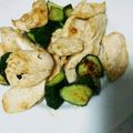 きよ子☆'s cooksnap of when they made サッパリ！胡瓜と鶏ムネ肉のニンニク塩炒め.