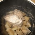 miwatoyo's cooksnap of when they made 炊飯器で、鶏胸肉と大根の塩麹煮込み.