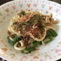 にむばすしゅたーぜん's cooksnap of when they made ツナとオクラの焼うどん.