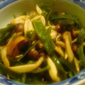 きじとら☆'s cooksnap of when they made しめじと茎わかめの中華和え.