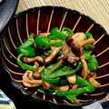 RIESMO's cooksnap of when they made きのことピーマンの和風中華炒め.