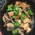 ちゃとらねこさん's cooksnap of when they made 簡単！秋鮭ムニエルとブロッコリーの芯炒め.