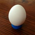 ❁りっこ❁'s cooksnap of when they made ペットボトルのふたで卵スタンド.