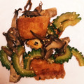 ボニタロー's cooksnap of when they made ゴーヤと厚揚げと舞茸の炒め物.