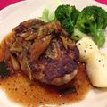 豆とオリーブ's cooksnap of when they made ニラ&ねぎソースのさっぱり和風ハンバーグ.