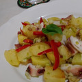クックG324ZQ☆'s cooksnap of when they made じゃが芋とタコのニンニク炒め♪.