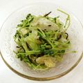 くまやっこ's cooksnap of when they made 豆苗とキャベツの塩昆布サラダ.