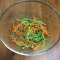 クック4BF0SM☆'s cooksnap of when they made 豆苗と人参の胡麻和え.