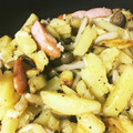 コケ子's cooksnap of when they made 新じゃがとしめじの炒め物.