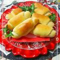 sakuraロゼット's cooksnap of when they made HB使用【生クリーム入りテーブルロール】.