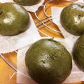 tomomixの嫁's cooksnap of when they made ヨモギ饅頭.