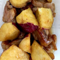 シュウ72's cooksnap of when they made 鶏とさつまいもの甘辛バター炒め♡.