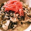 ＊はるぴ＊'s cooksnap of when they made ヘルシー！しらたきで豚骨ラーメン風.