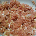 夏の粉雪's cooksnap of when they made 簡単!安い赤身のサクで!!ネギトロ丼～❀.