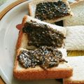 ぴよぴよlion's cooksnap of when they made 子どものおやつに♡黒ごまきなこサンド.