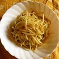 ぽぽきゅ's cooksnap of when they made レンジで1分半☆もやしのカレー醤油和え.