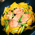 りのともママ's cooksnap of when they made 簡単★鮭とじゃがいものバター焼き.