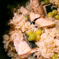 ふごみお's cooksnap of when they made 炊飯器で 秋鮭と銀杏の炊き込みご飯.