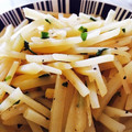 クック990A7C☆'s cooksnap of when they made 簡単副菜☆じゃがいもの千切り炒め.
