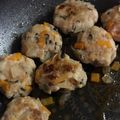 ミュウコ's cooksnap of when they made 離乳食完了期☆はんぺんハンバーグ.