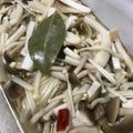 nicamom's cooksnap of when they made 簡単キノコのマリネ.