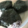Yokchina's cooksnap of when they made ツナとゆかりのおにぎり.