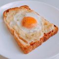 sAix59's cooksnap of when they made 卵乗せチーズトースト.