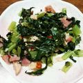 あい殿's cooksnap of when they made 簡単！大根葉っぱとベーコンの炒め物.