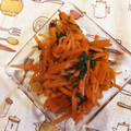 LuckyBerry's cooksnap of when they made にんじんと青じその簡単和え物.
