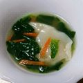 まゅきてぃ☆'s cooksnap of when they made 水餃子✿ほうれん草を入れて★スープに.