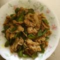 黒ねこ★'s cooksnap of when they made 豚肉とピーマンのにんにく醤油炒め.