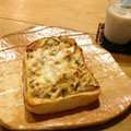 mayuyuキッチン's cooksnap of when they made 焼豚ときゅうりマヨ和えトースト.