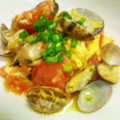 り～たん。's cooksnap of when they made アサリとトマトのガーリック炒め♪卵とじ.