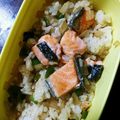 ヒロぴ～'s cooksnap of when they made 残りご飯で⭐秋鮭ゴロゴロ親子ピラフ.